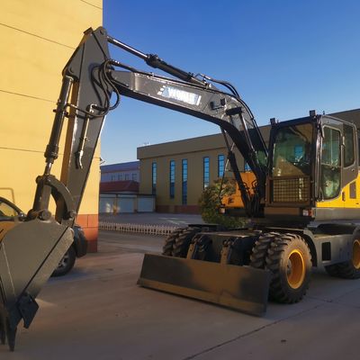 4 Cylinder Compact Mini Excavator Electric Hydraulic Excavator With Isuzu Engine