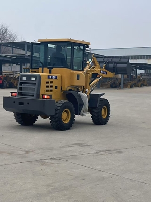 Powerful Small Bucket Loader with 33kW/2400rpm Rated Power and 267mm Min. Ground Clearance